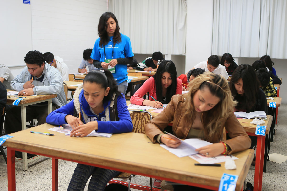 becas de servicio social en la uam una oportunidad unica para contribuir al desarrollo social