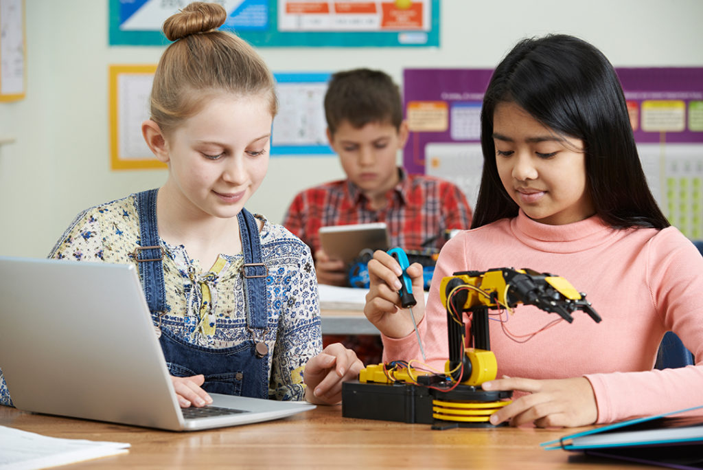 beneficios de la tecnologia en la educacion ventajas clave