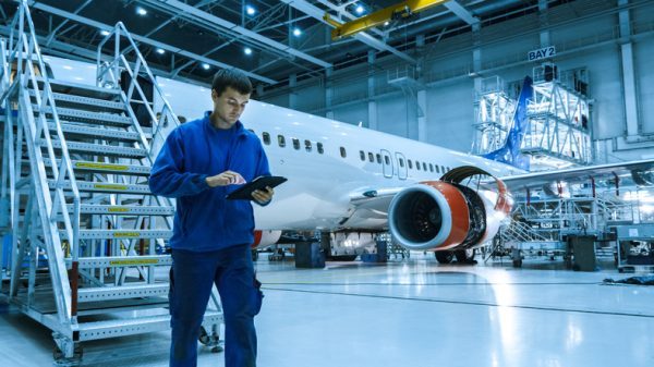 buscas guia sobre ingenieria aeronautica para 2024