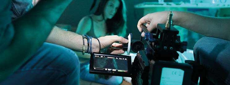 carreras de cine un camino hacia la creatividad y la pasion
