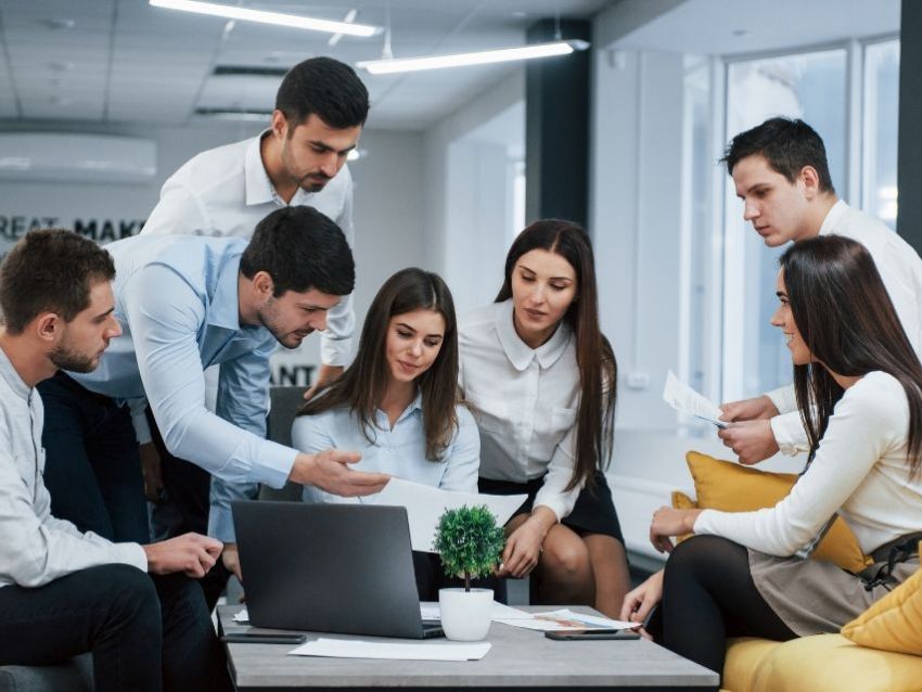 cual es el sueldo y las oportunidades en administracion industrial