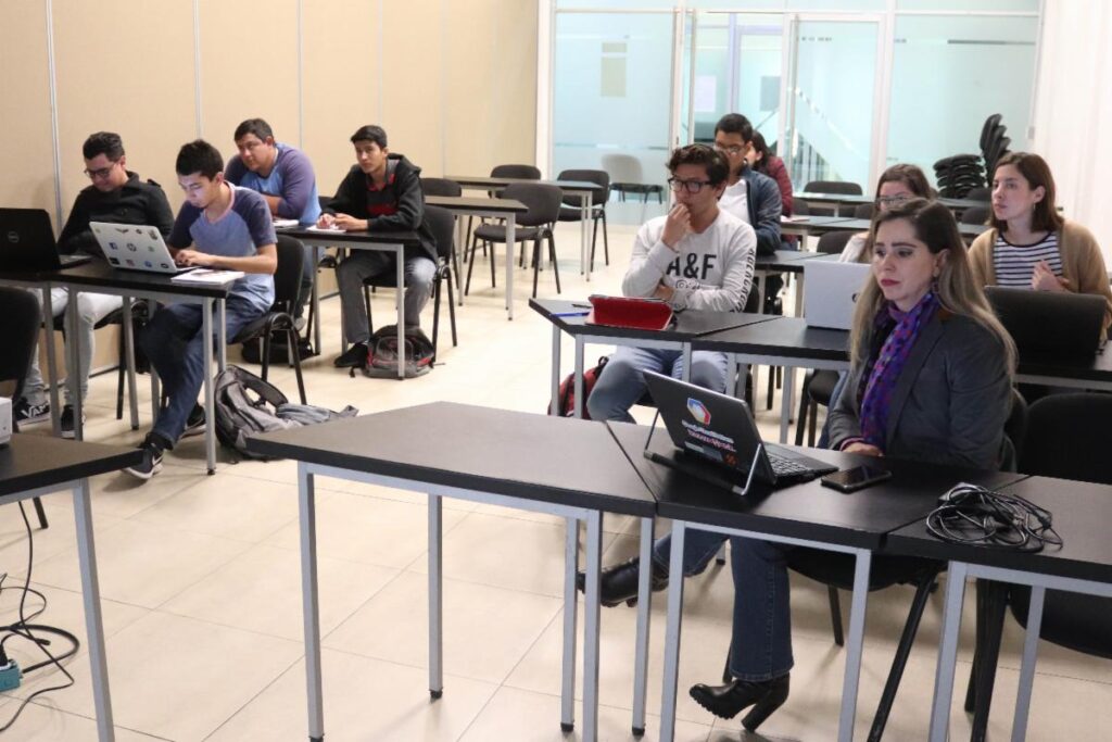 cuales son los requisitos para becas cozcyt 2024 2025