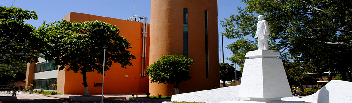 hay universidades en ciudad del carmen como la autonoma