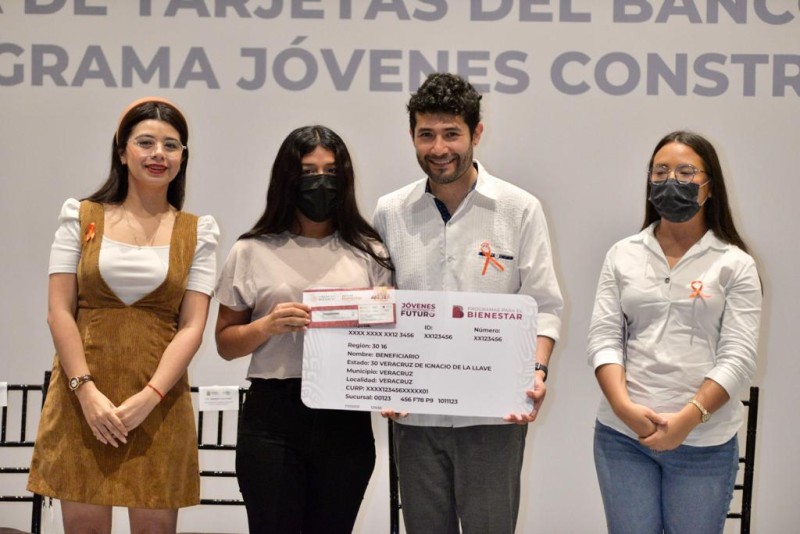 Jóvenes Construyendo el Futuro en Xalapa, Veracruz: Oportunidades de Desarrollo Profesional 2 jovenes construyendo el futuro en xalapa veracruz oportunidades de desarrollo profesional