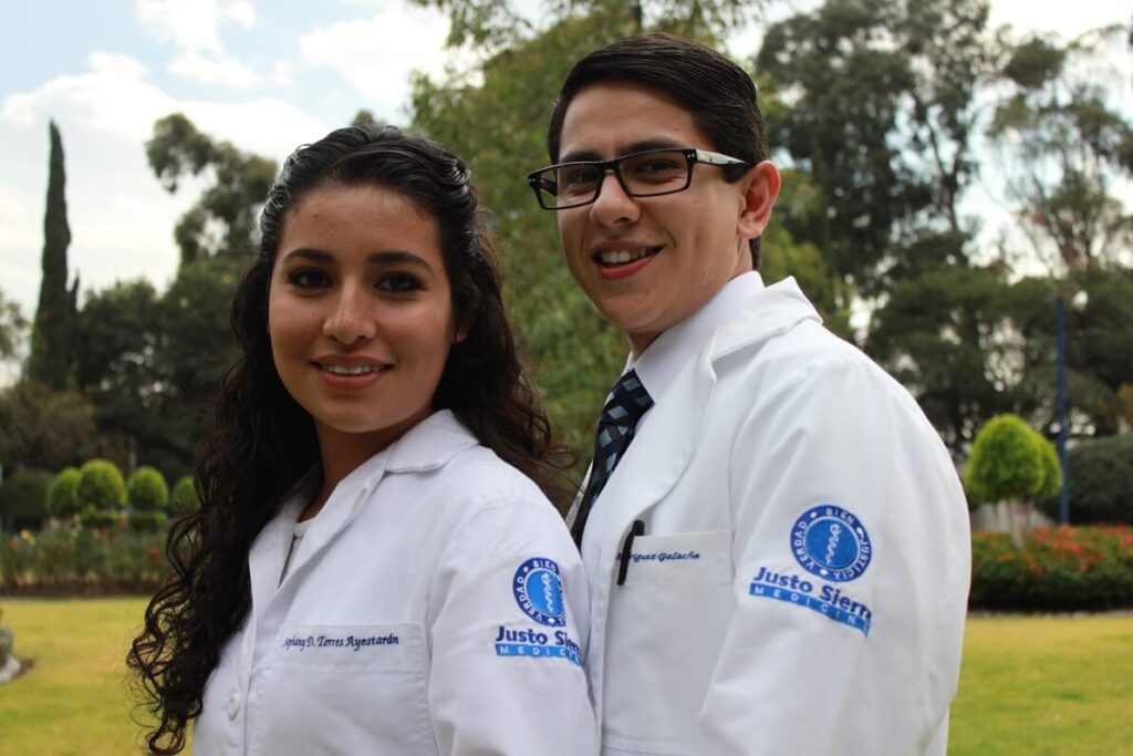 justo sierra universidad becas 2024 2025 requisitos y mas
