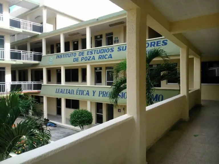 las mejores universidades de poza rica una guia completa