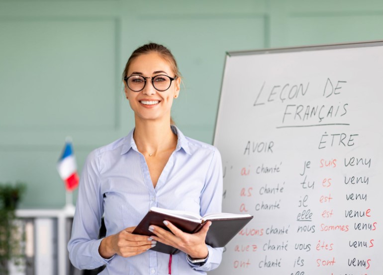 licenciatura en idiomas universidades duracion y sueldo