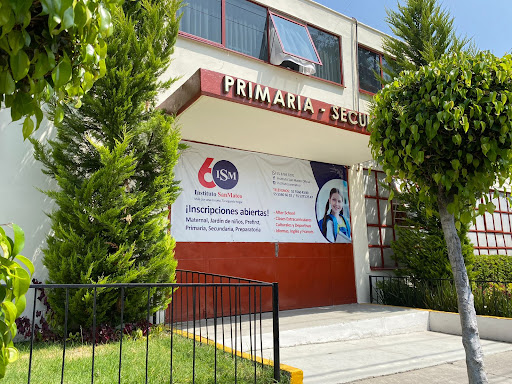 ofrecen educacion de calidad la secundaria y preparatoria en naucalpan