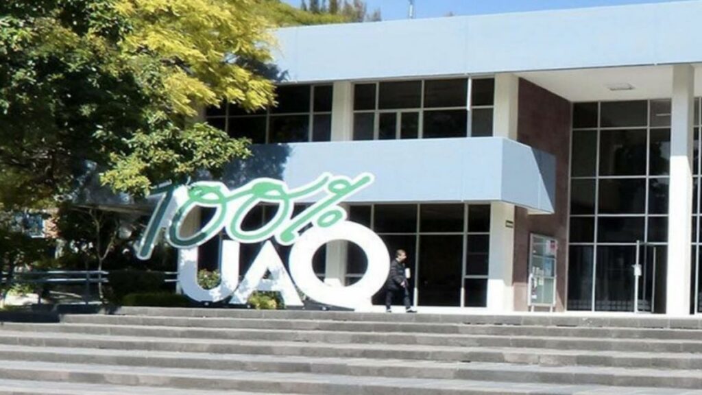 universidades en queretaro para estudiar medicina en 2024